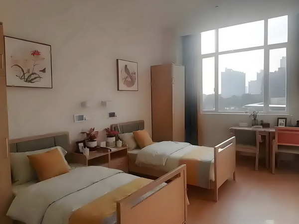大明小婢